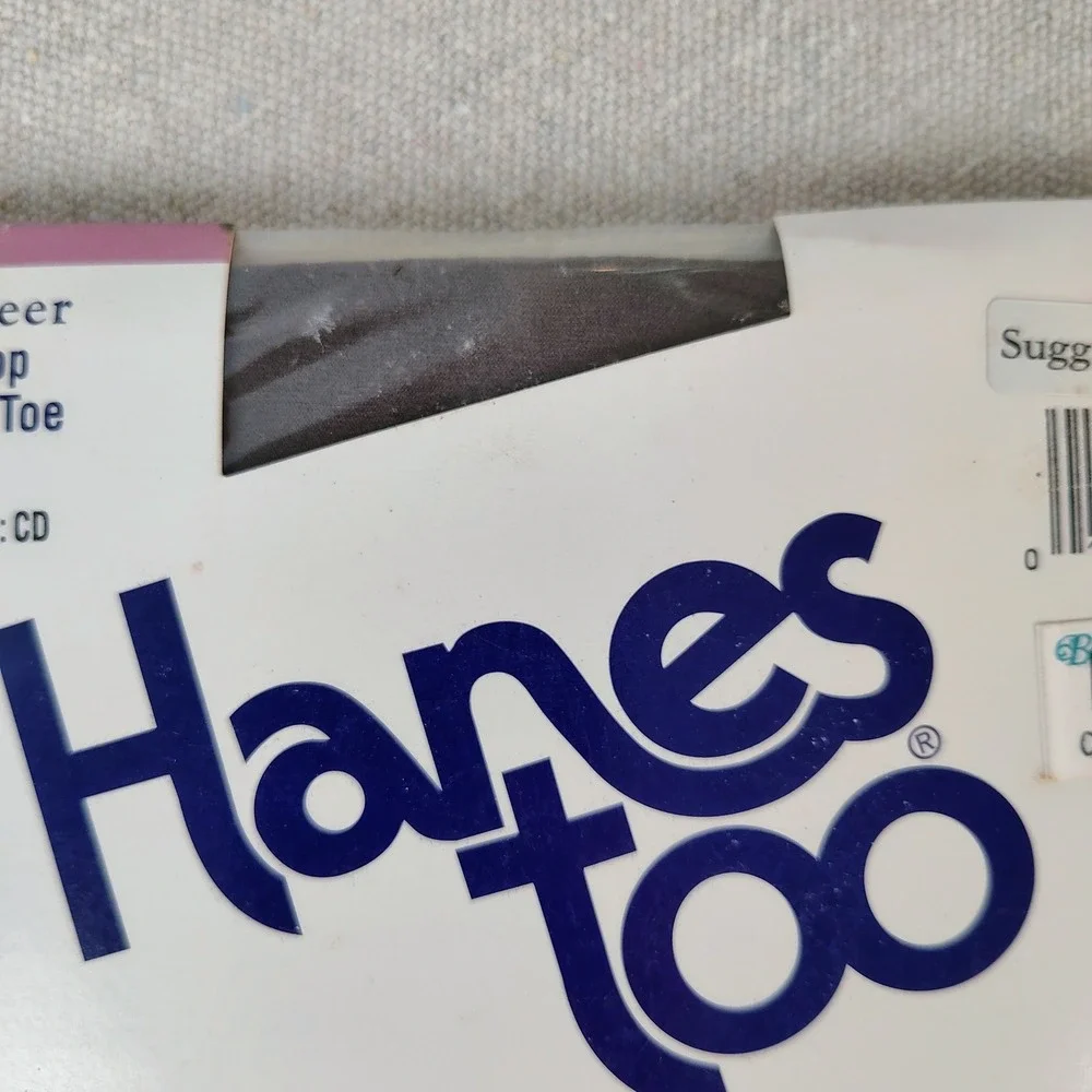 NWT Hanes Womens SZ CD Silky Sheers Control Top Pantyhose Town Taupe Vintage 90s